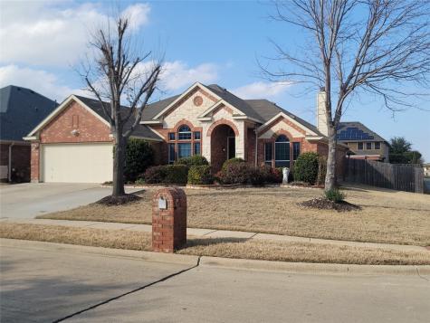 2204 Condor Street Grand Prairie TX 75052