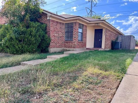 2824 Sherry Street Arlington TX 76014