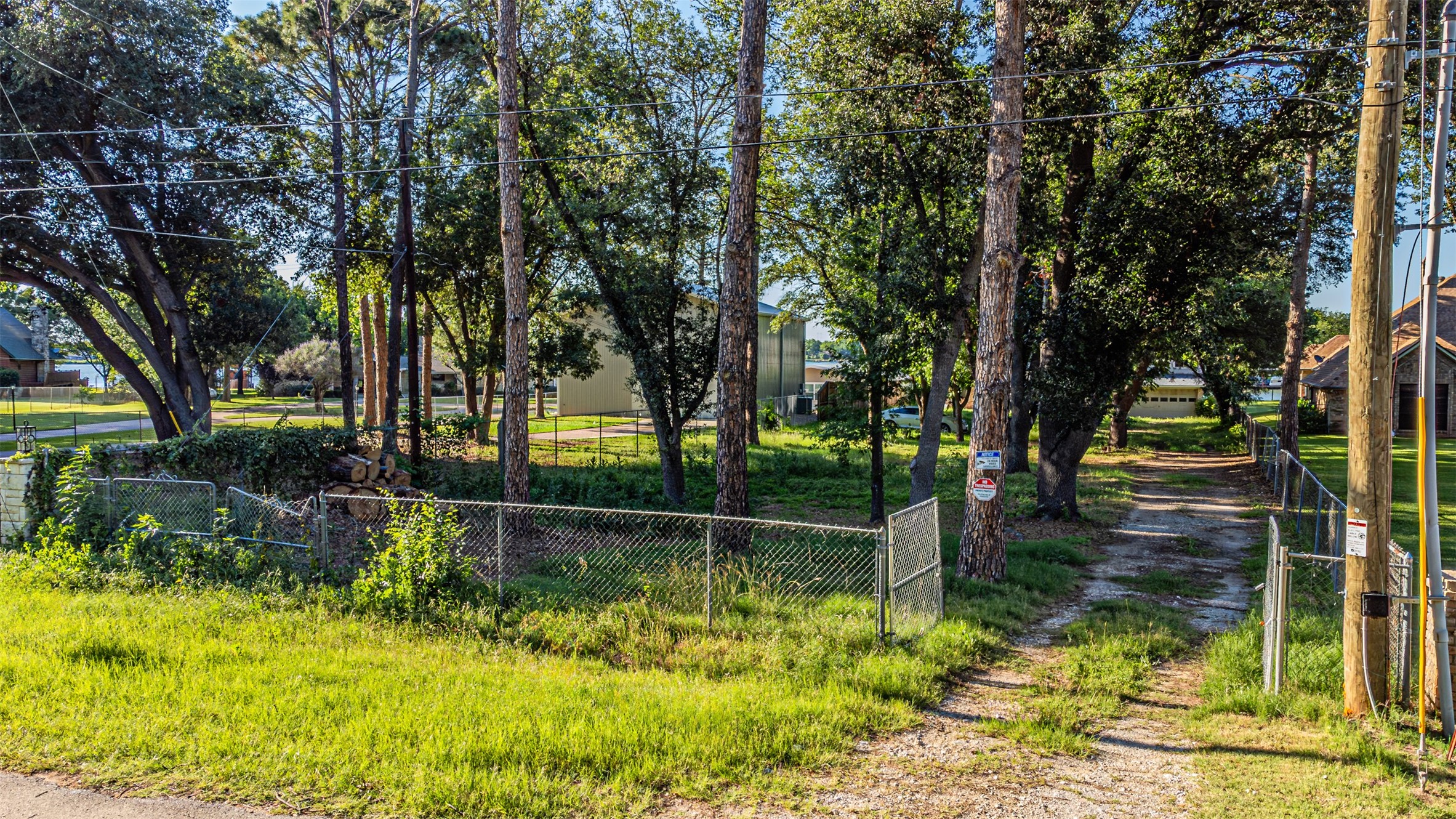 1712 Island Village Court Granbury TX 76048