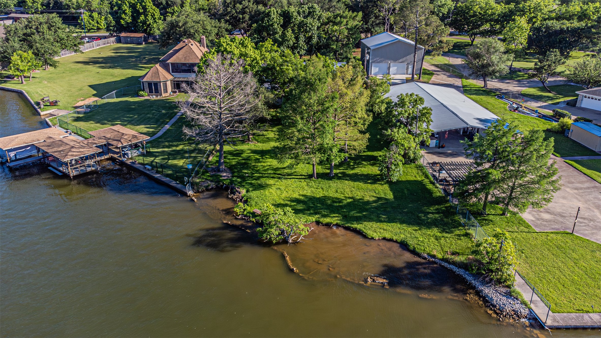 1712 Island Village Court Granbury TX 76048