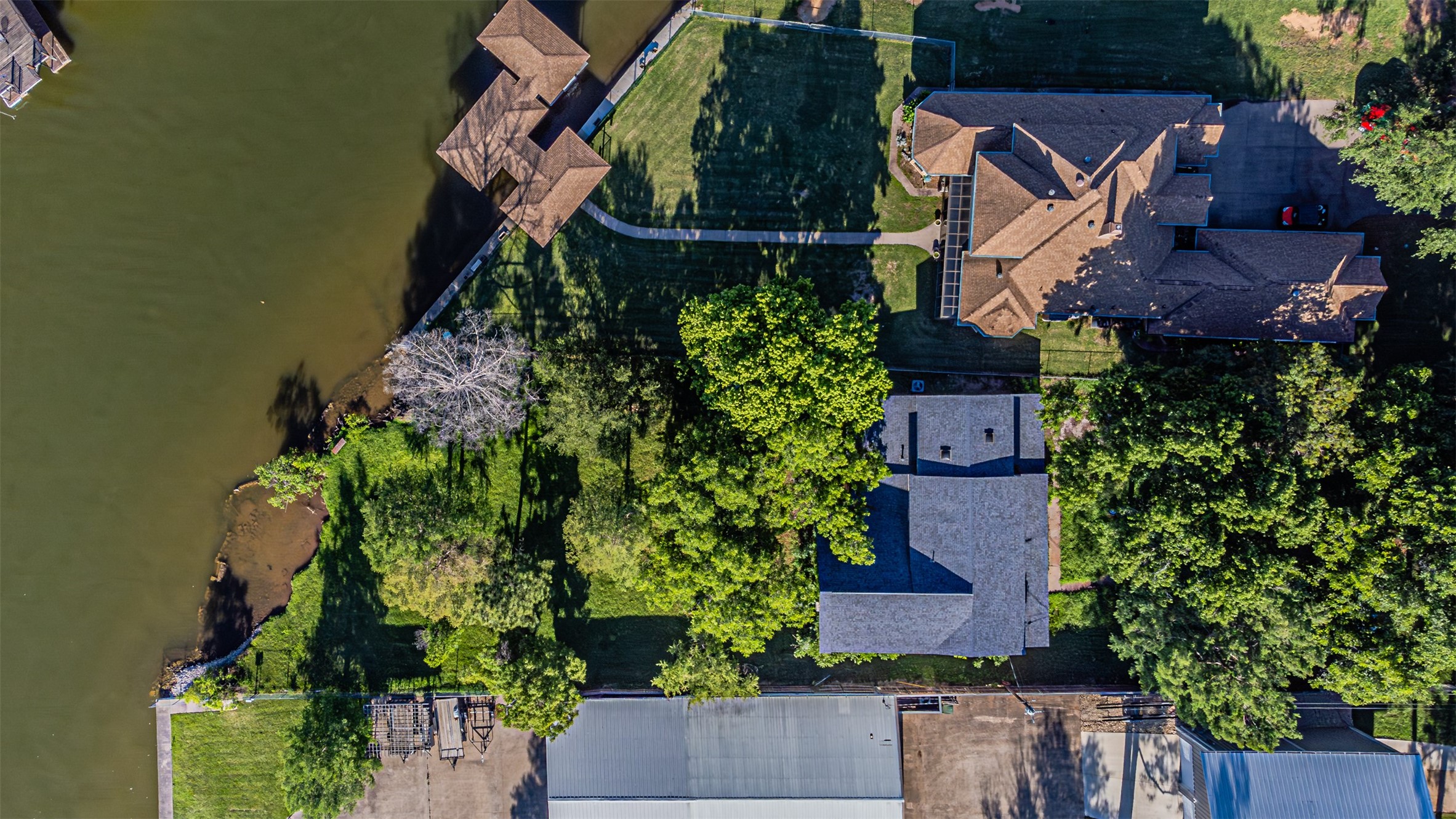 1712 Island Village Court Granbury TX 76048
