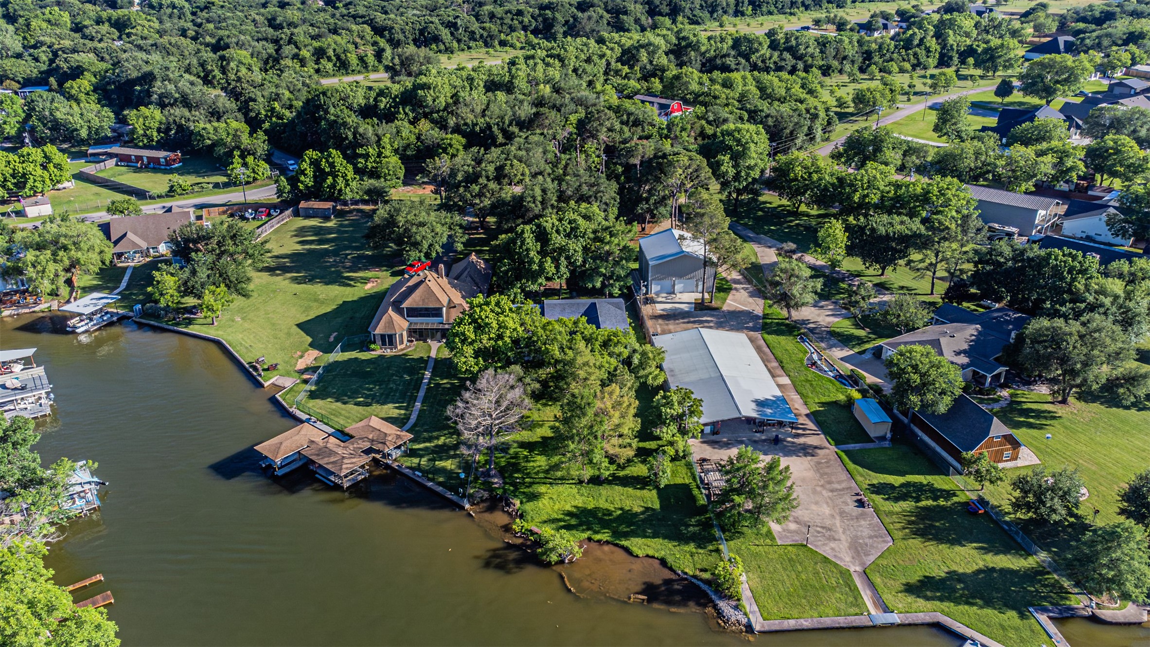 1712 Island Village Court Granbury TX 76048
