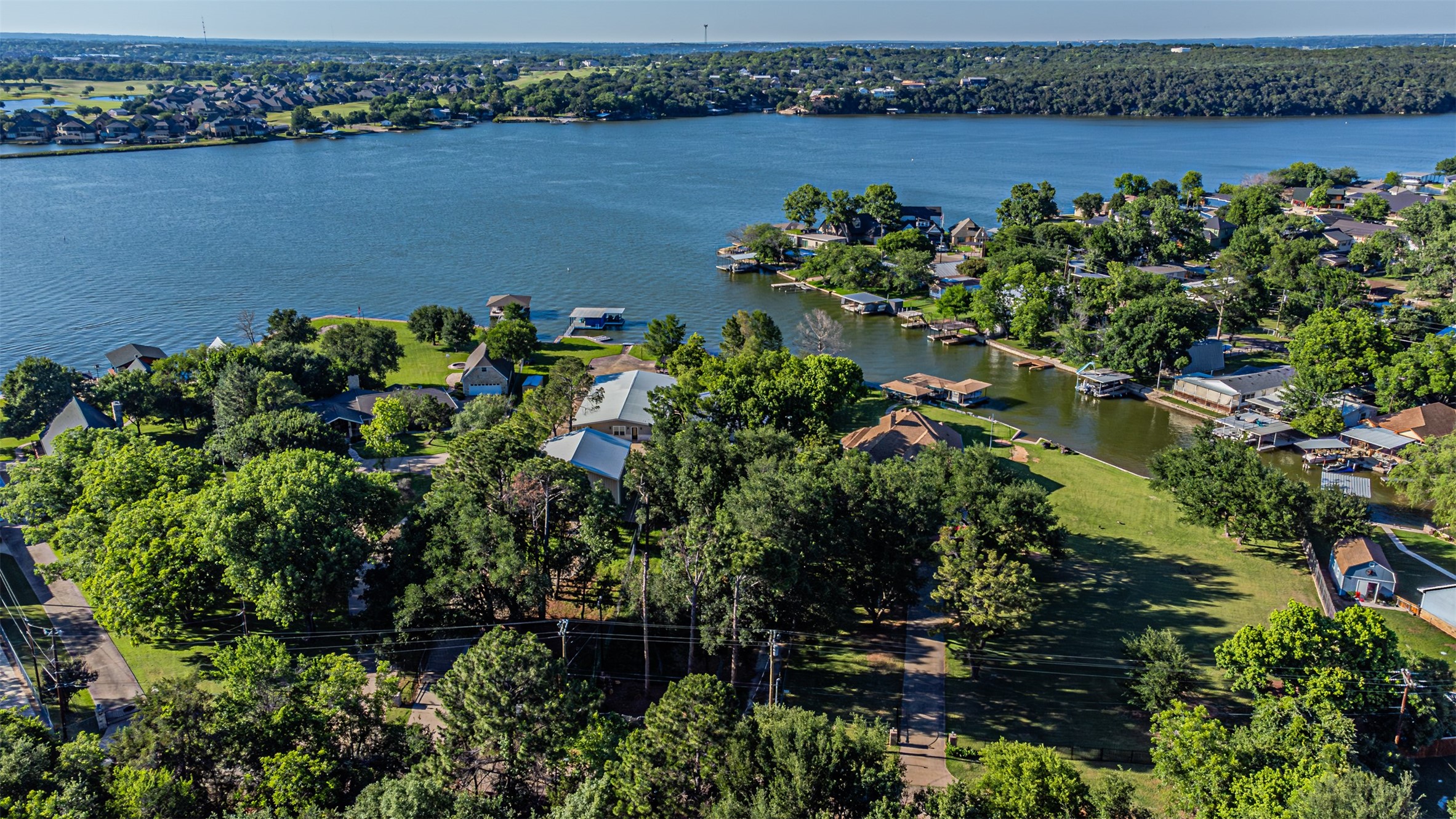 1712 Island Village Court Granbury TX 76048