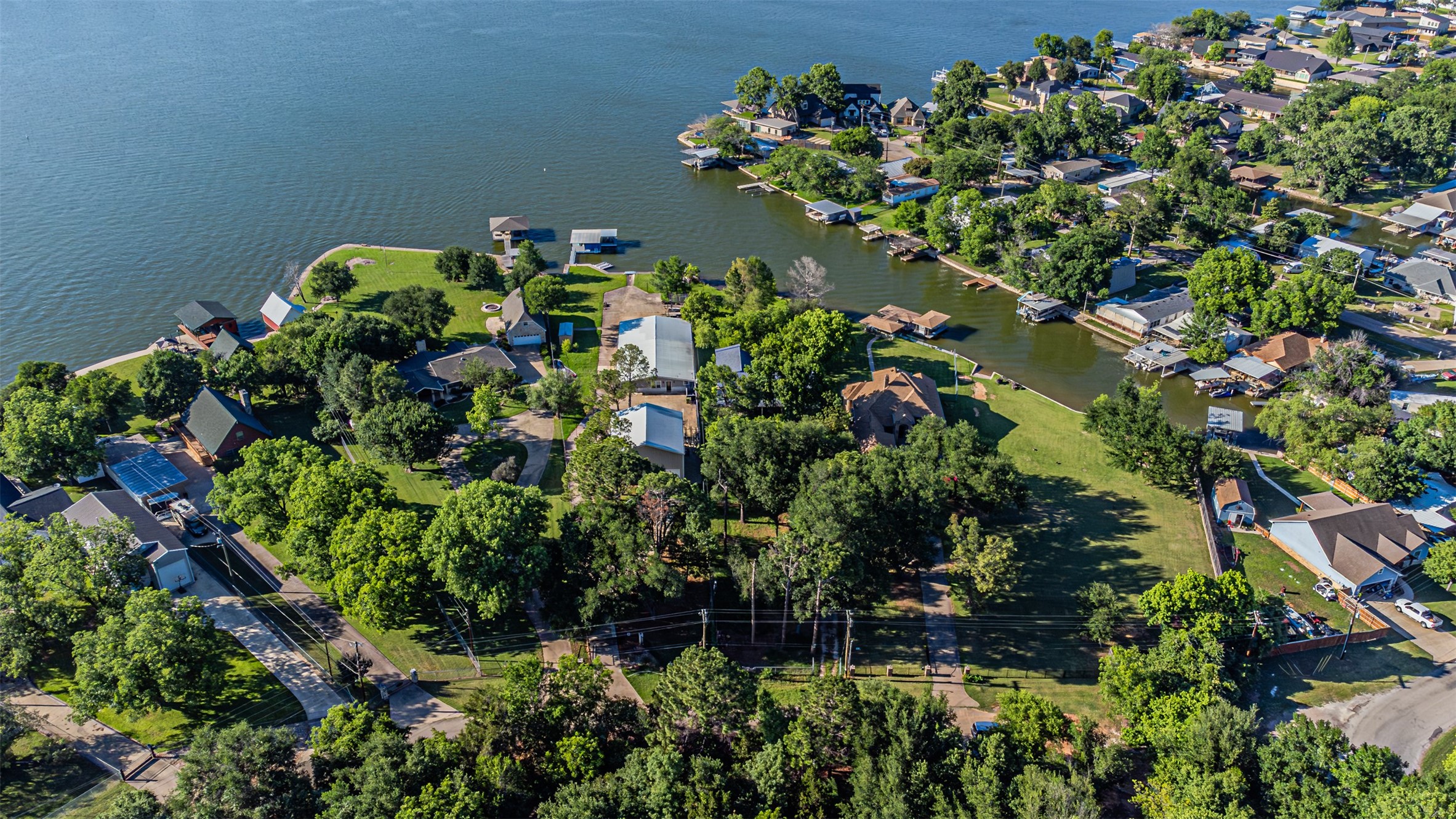 1712 Island Village Court Granbury TX 76048