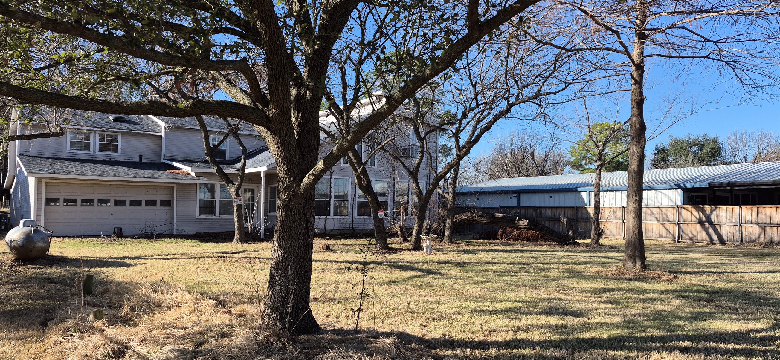 1712 Island Village Court Granbury TX 76048