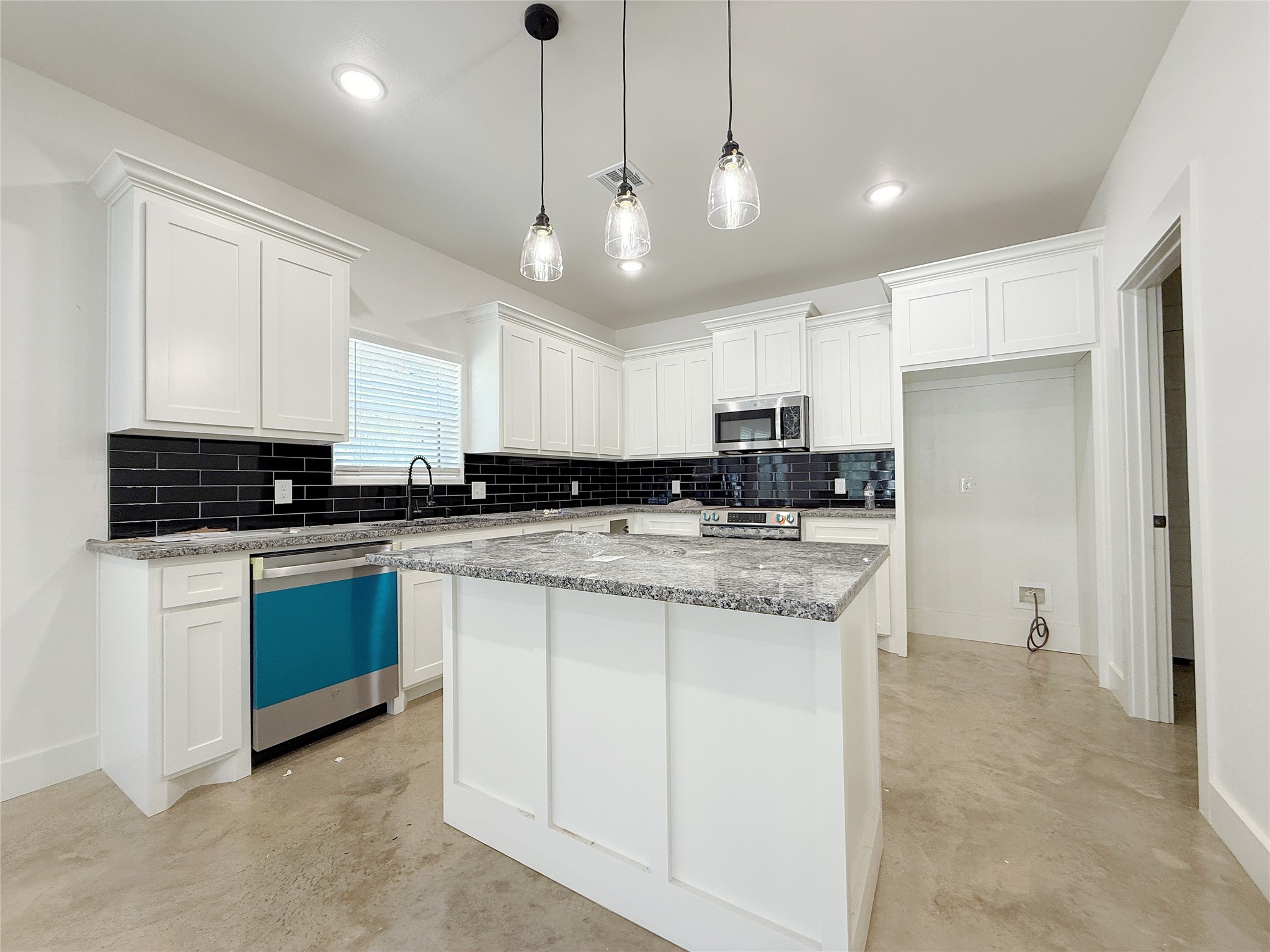 1400 W Morgan Street Denison TX 75020