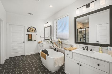 4204 Hacienda Parkway Joshua TX 76058