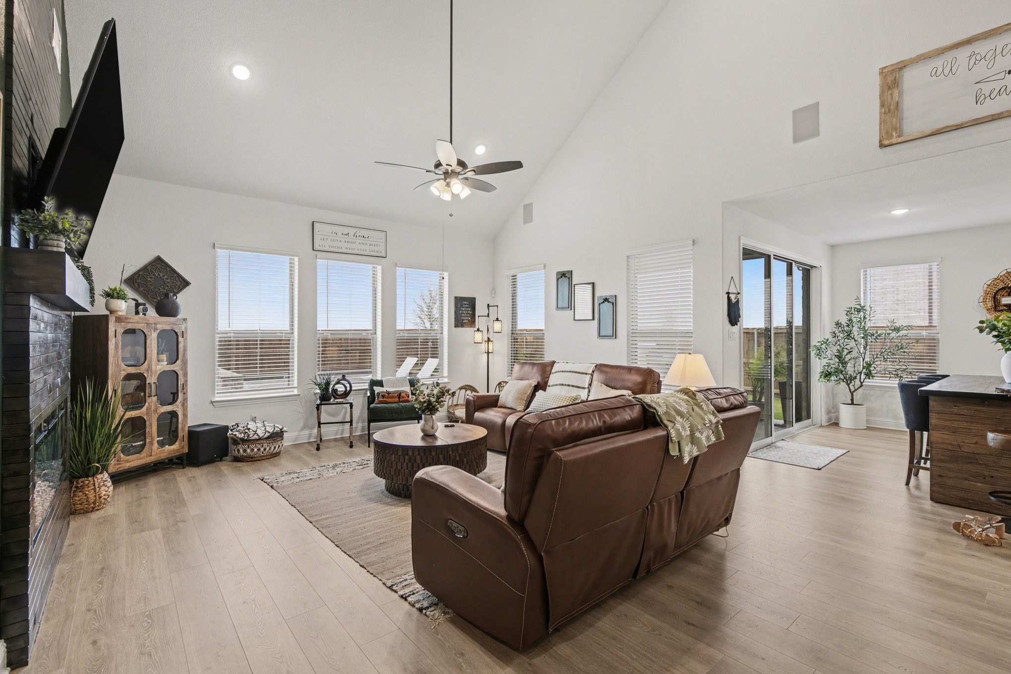 4204 Hacienda Parkway Joshua TX 76058