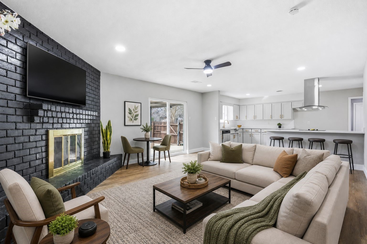 1708 Park Ridge Terrace Arlington TX 76012