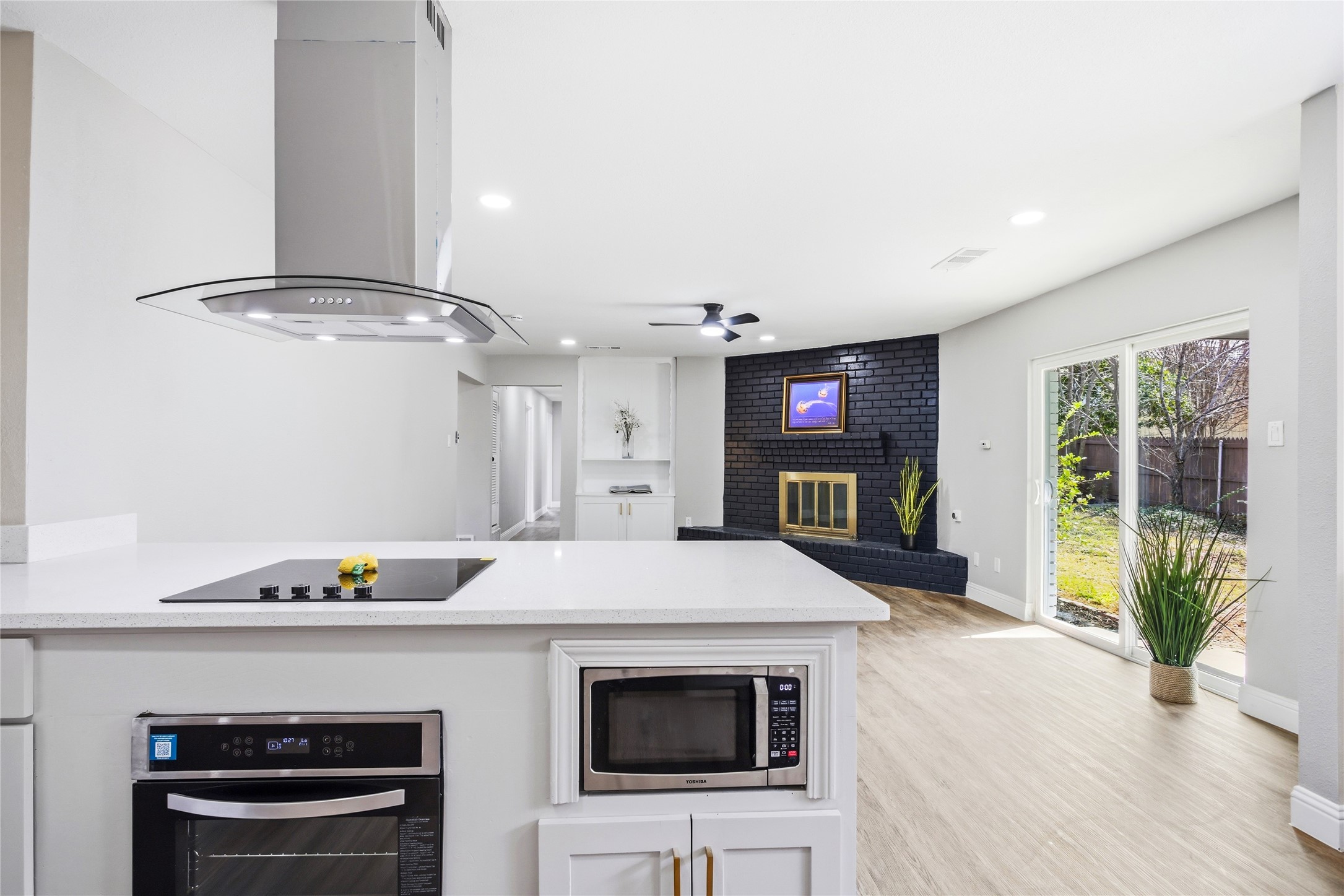 1708 Park Ridge Terrace Arlington TX 76012