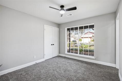 1708 Park Ridge Terrace Arlington TX 76012