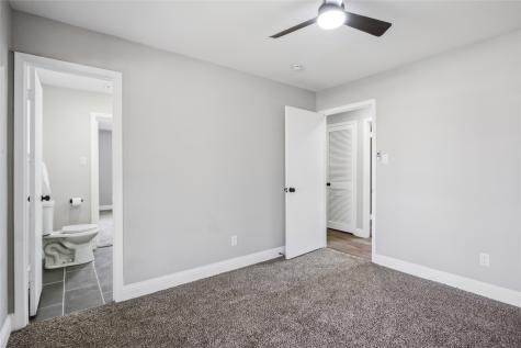 1708 Park Ridge Terrace Arlington TX 76012