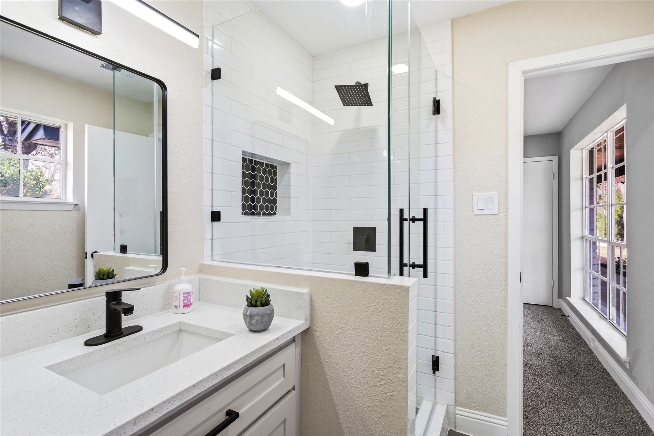 1708 Park Ridge Terrace Arlington TX 76012