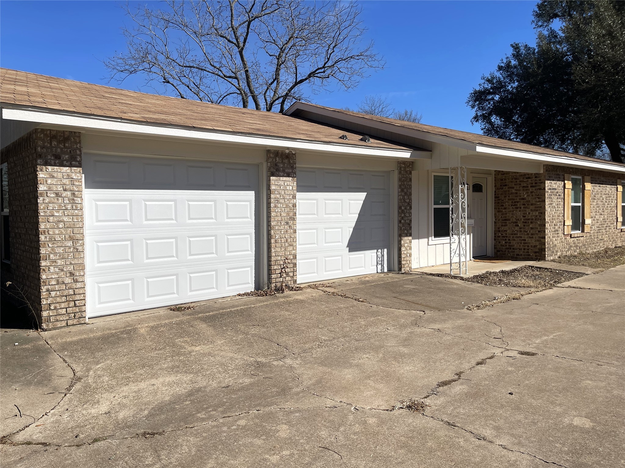212 S 10th Avenue Teague TX 75860
