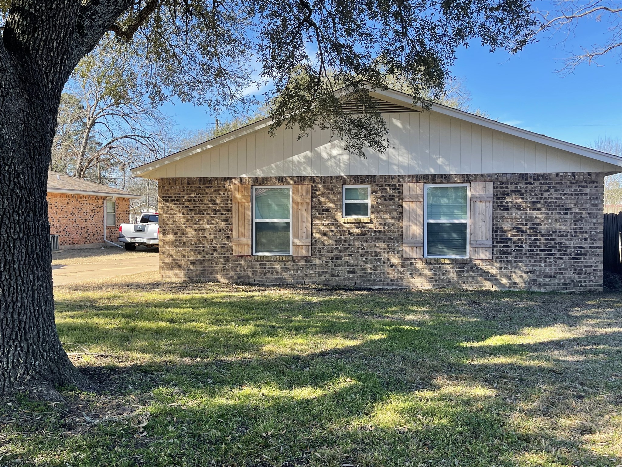 212 S 10th Avenue Teague TX 75860