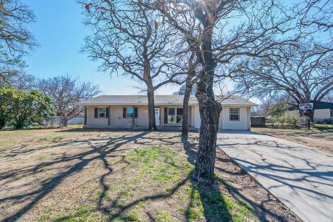 120 N Melanie Drive Azle TX 76020