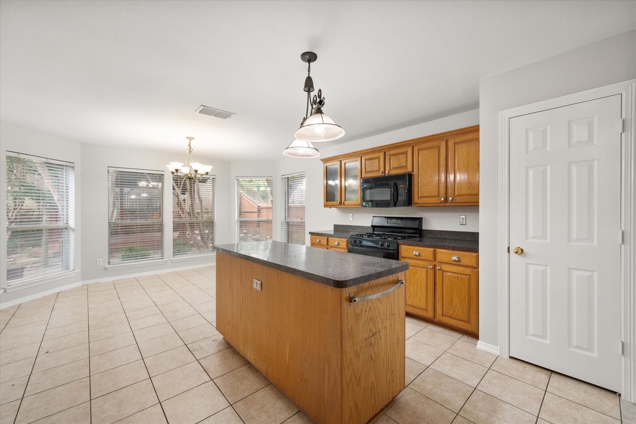 5605 Lasso Road Arlington TX 76017