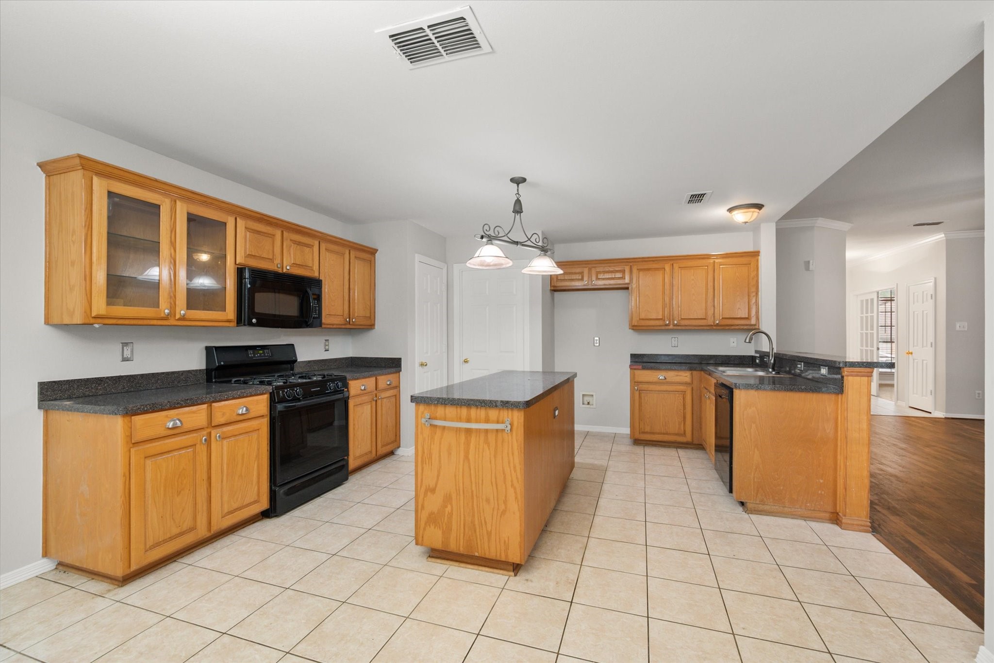5605 Lasso Road Arlington TX 76017