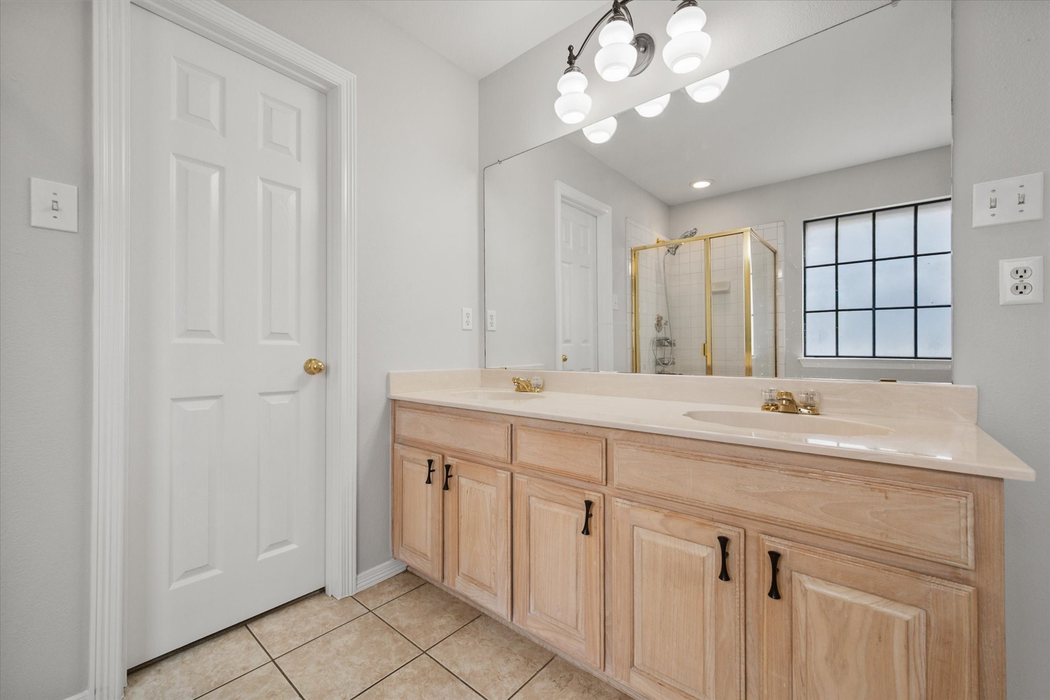 5605 Lasso Road Arlington TX 76017