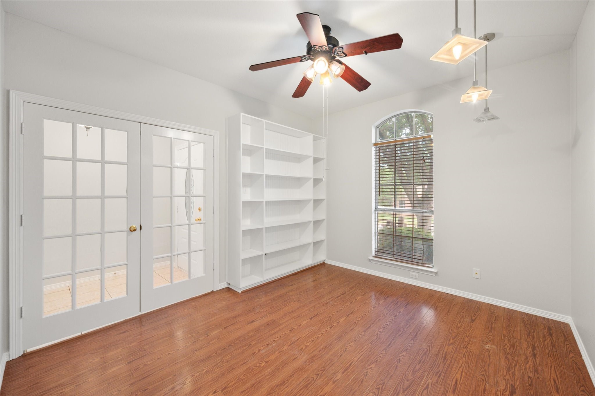 5605 Lasso Road Arlington TX 76017