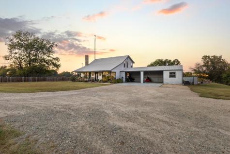 2709 County Road 16500 Deport TX 75435