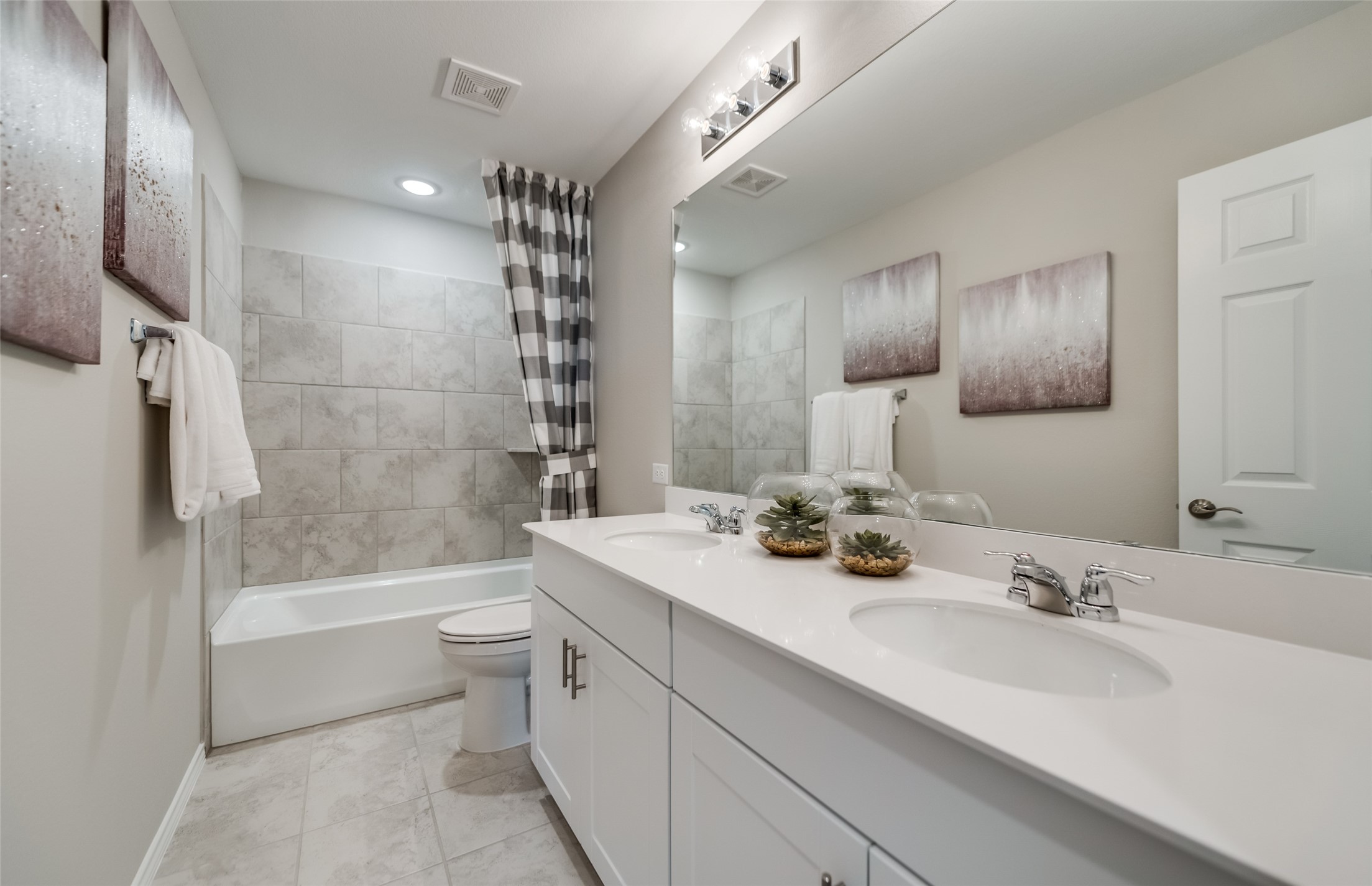 816 Shire Avenue Haslet TX 76052