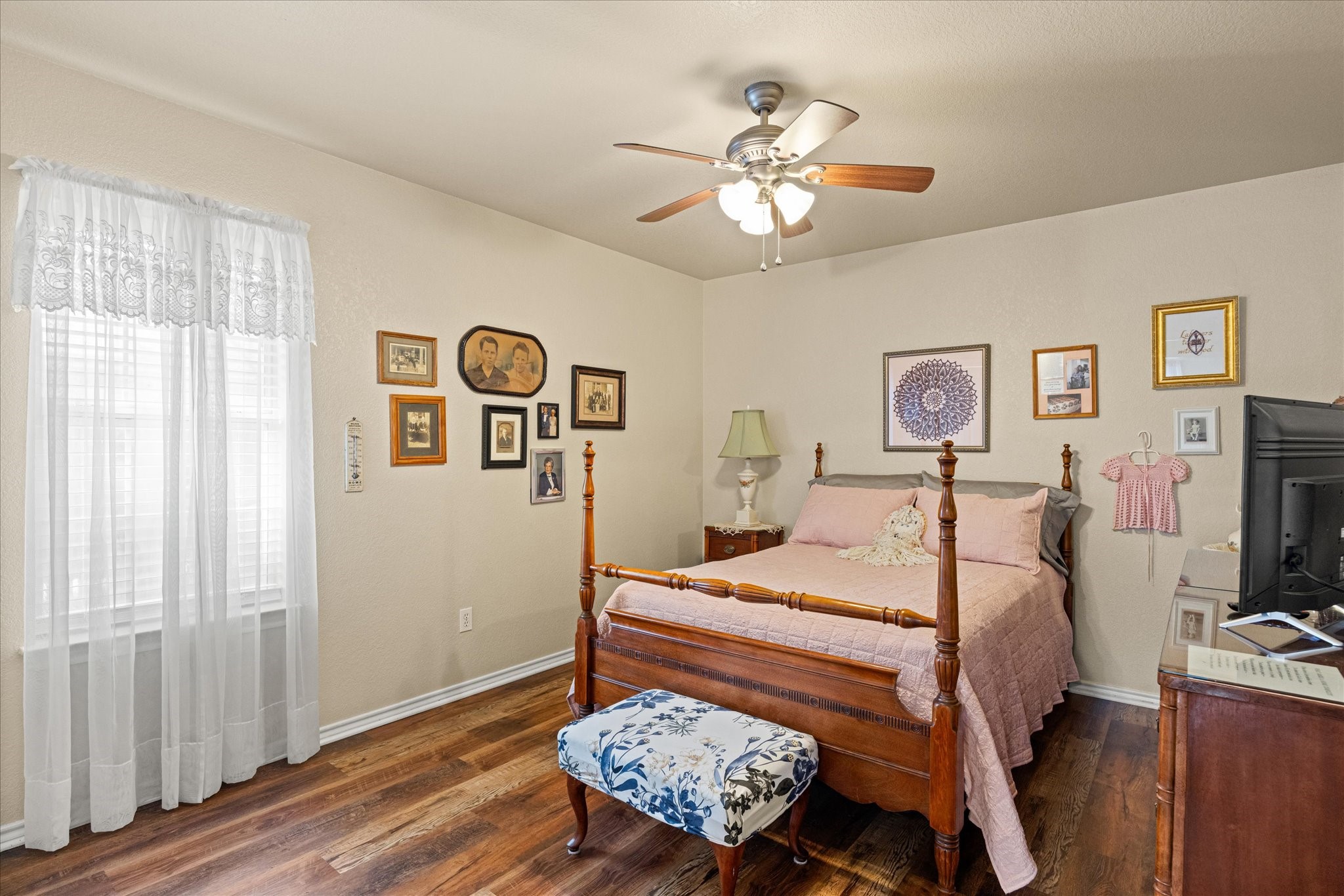1214 Chaparral Lane Granbury TX 76048