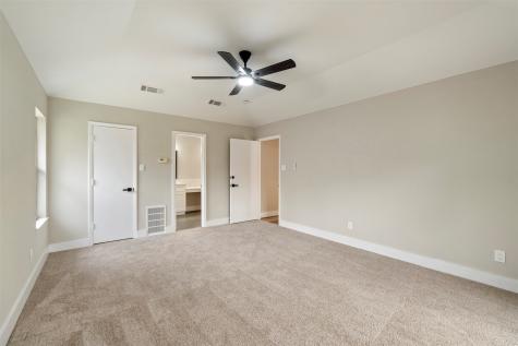 809 Havenwood Lane S Fort Worth TX 76112