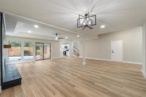 809 Havenwood Lane S Fort Worth TX 76112