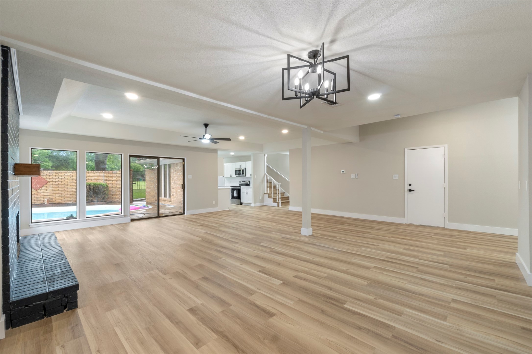 809 Havenwood Lane S Fort Worth TX 76112