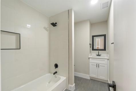 809 Havenwood Lane S Fort Worth TX 76112