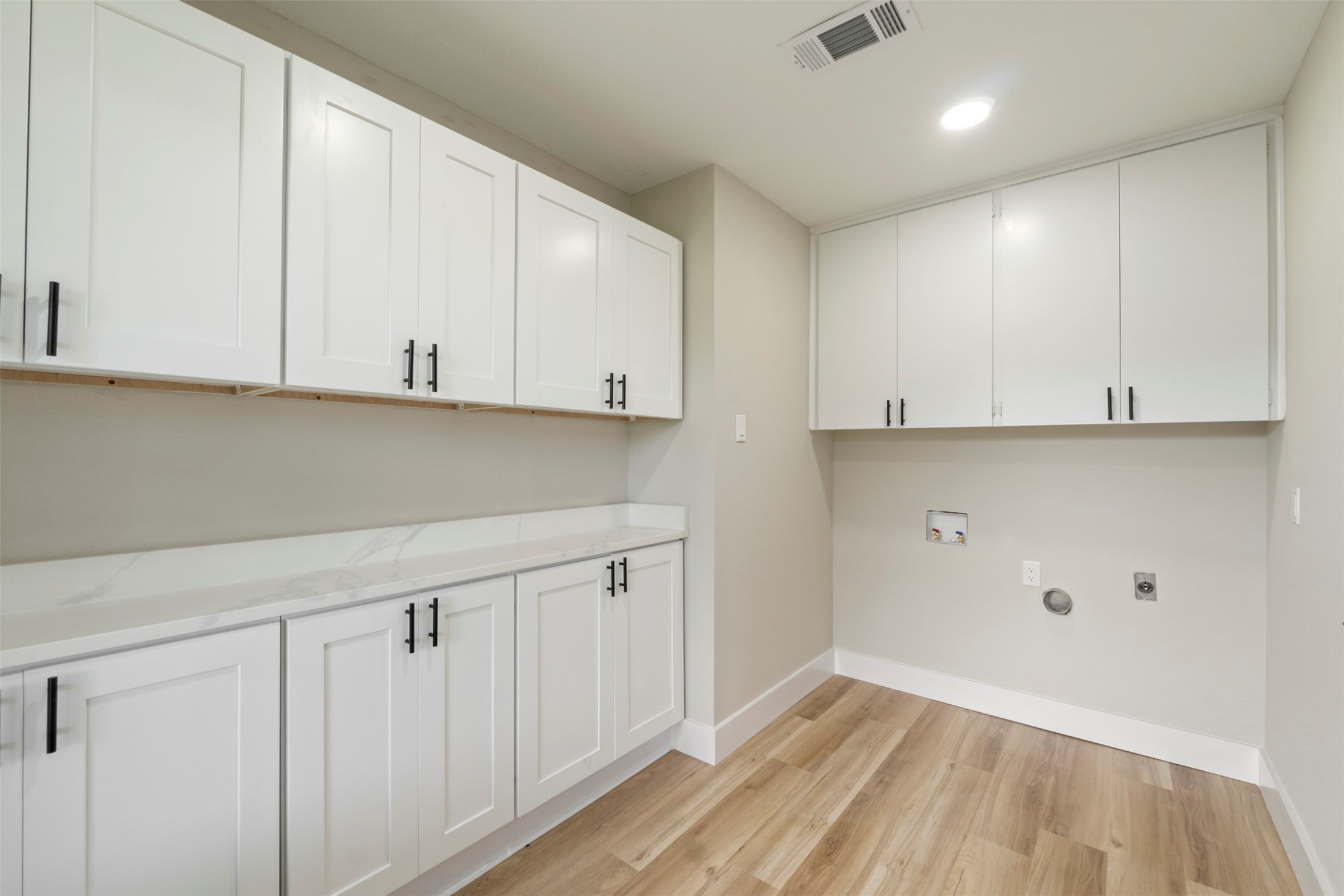 809 Havenwood Lane S Fort Worth TX 76112