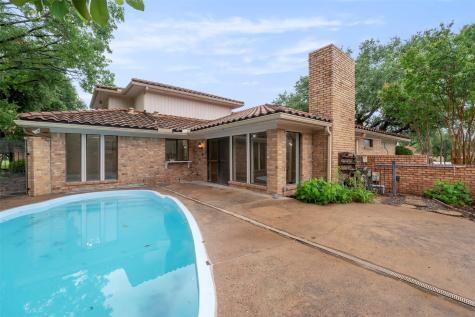 809 Havenwood Lane S Fort Worth TX 76112