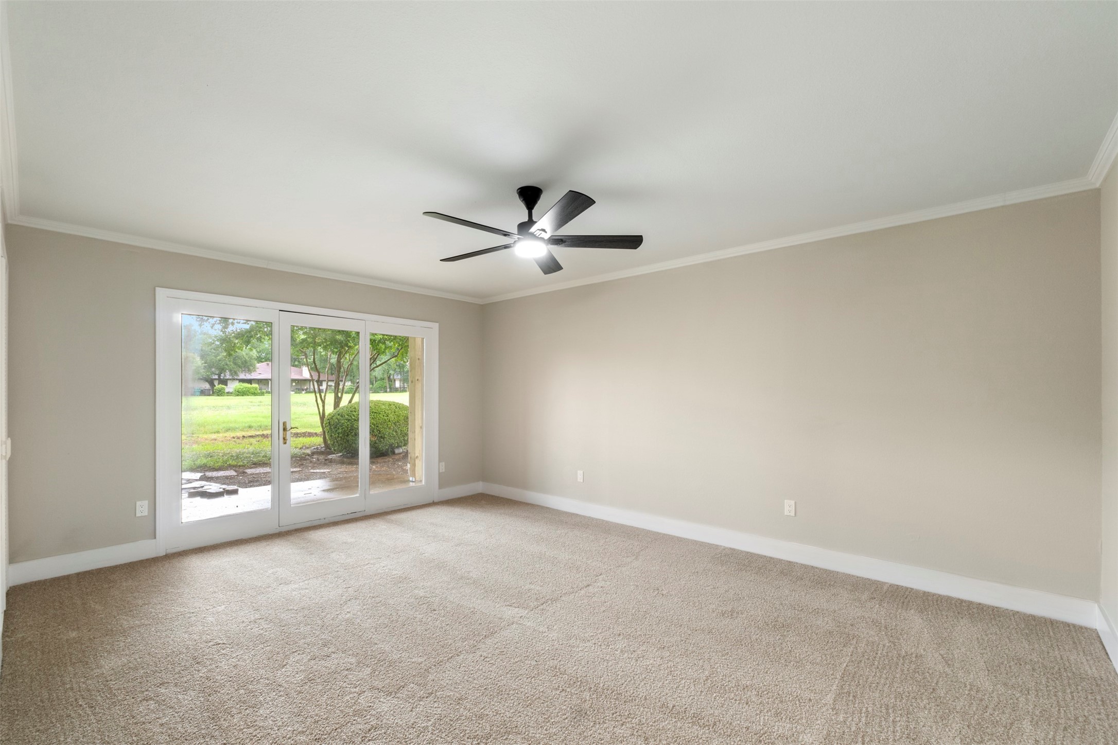 809 Havenwood Lane S Fort Worth TX 76112