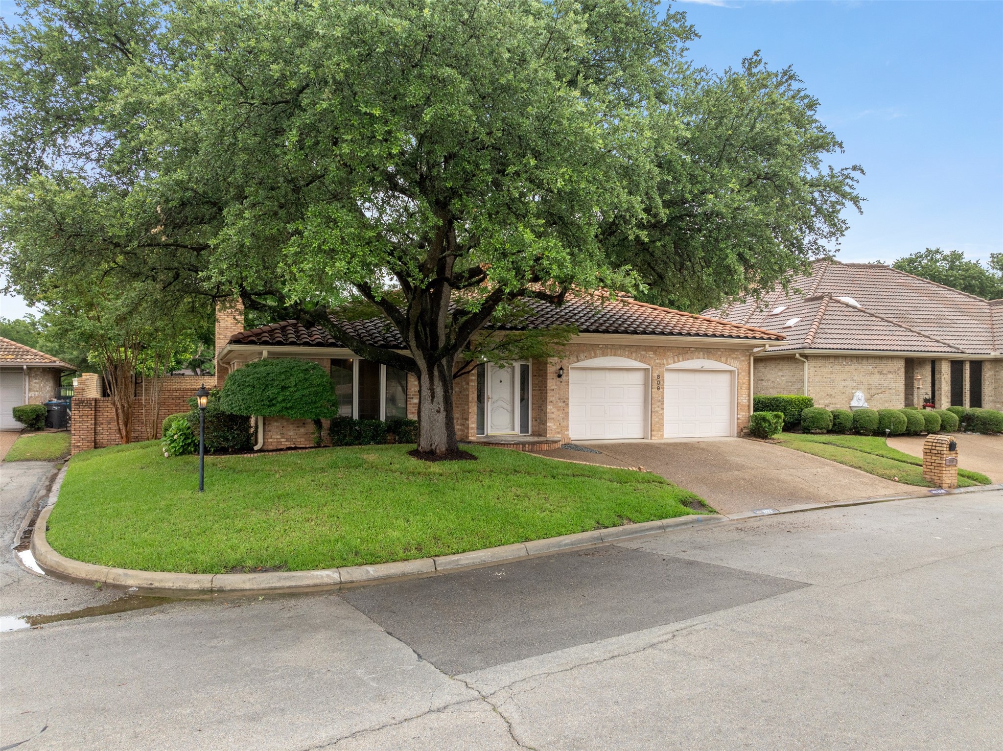 809 Havenwood Lane S Fort Worth TX 76112