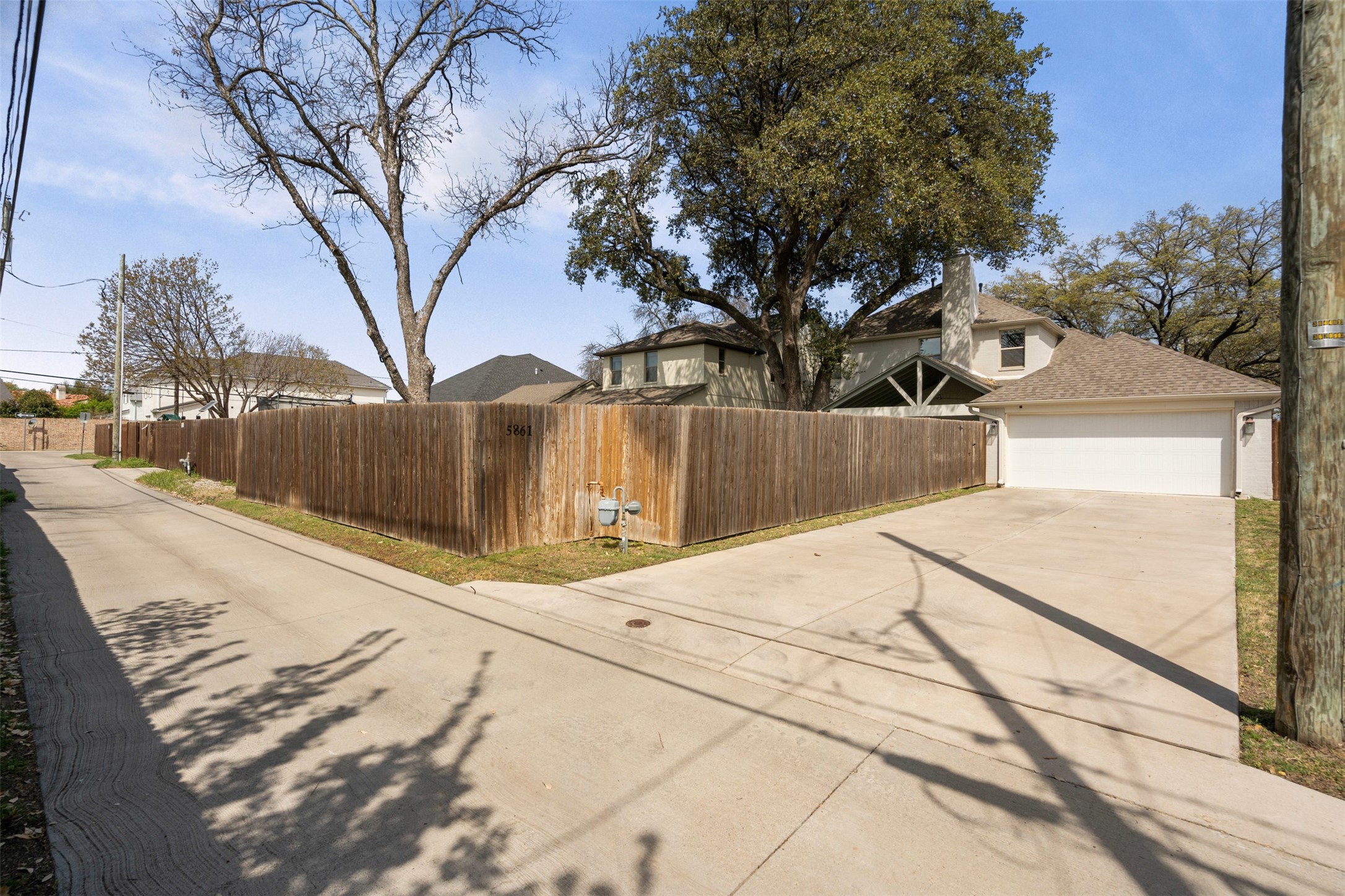 5861 Pollard Drive Westworth Village TX 76114