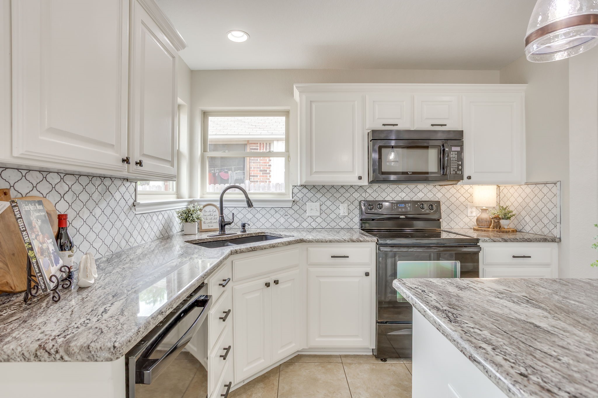 602 Boulder Creek Drive Alvarado TX 76009