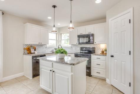 602 Boulder Creek Drive Alvarado TX 76009