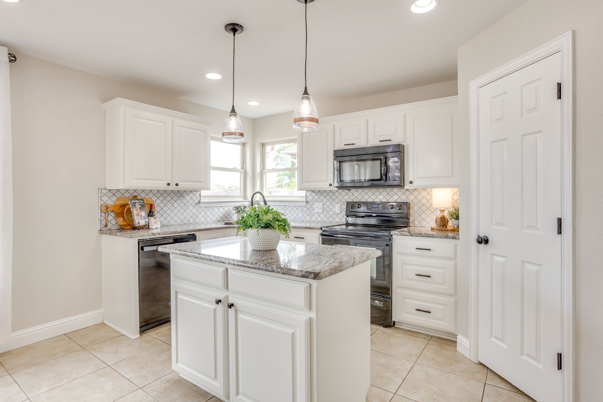 602 Boulder Creek Drive Alvarado TX 76009