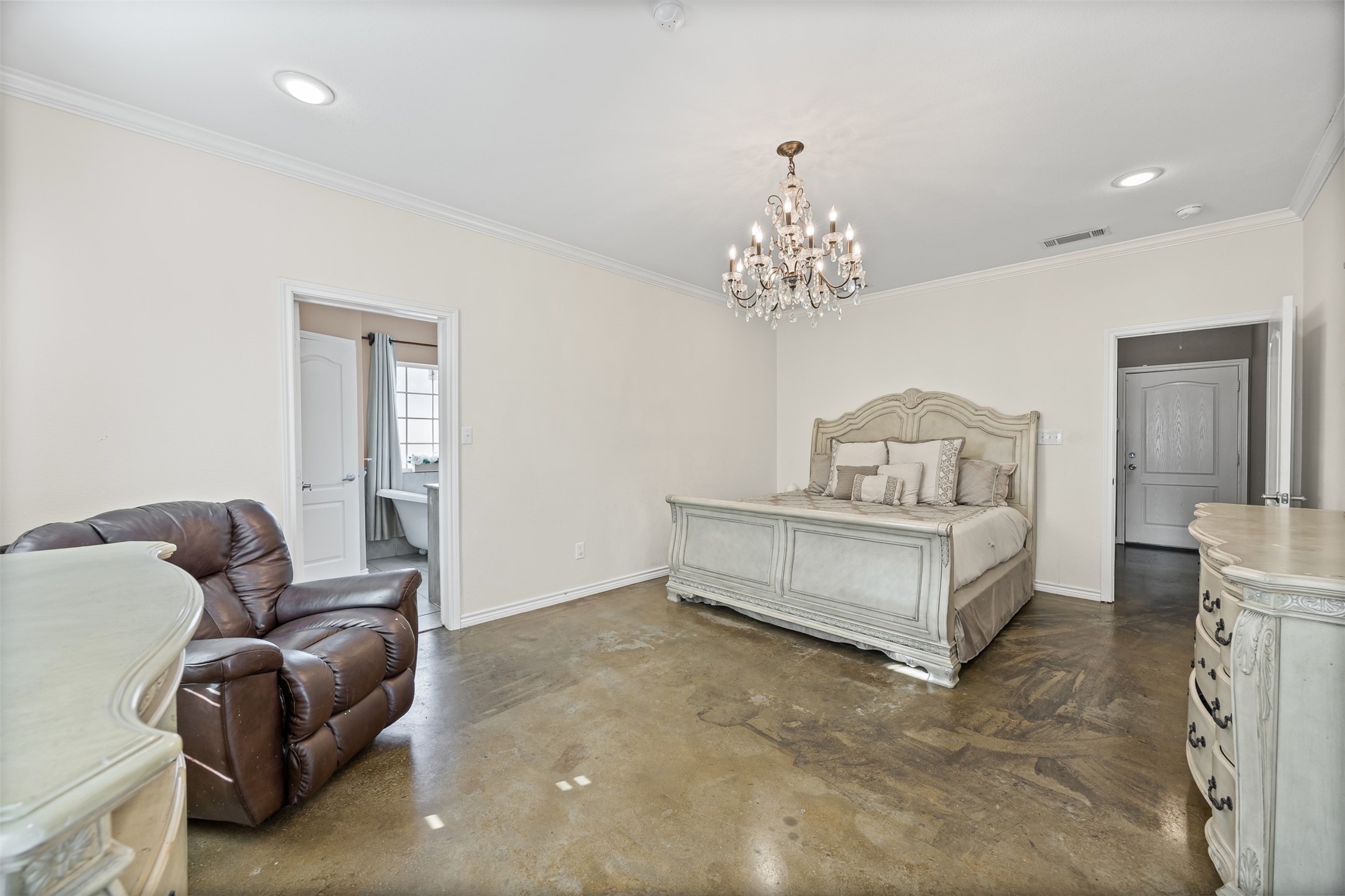 905 Royse Ridge Road Ennis TX 75119