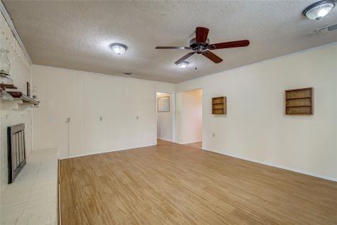 1755 County Road 4200 Greenville TX 75401