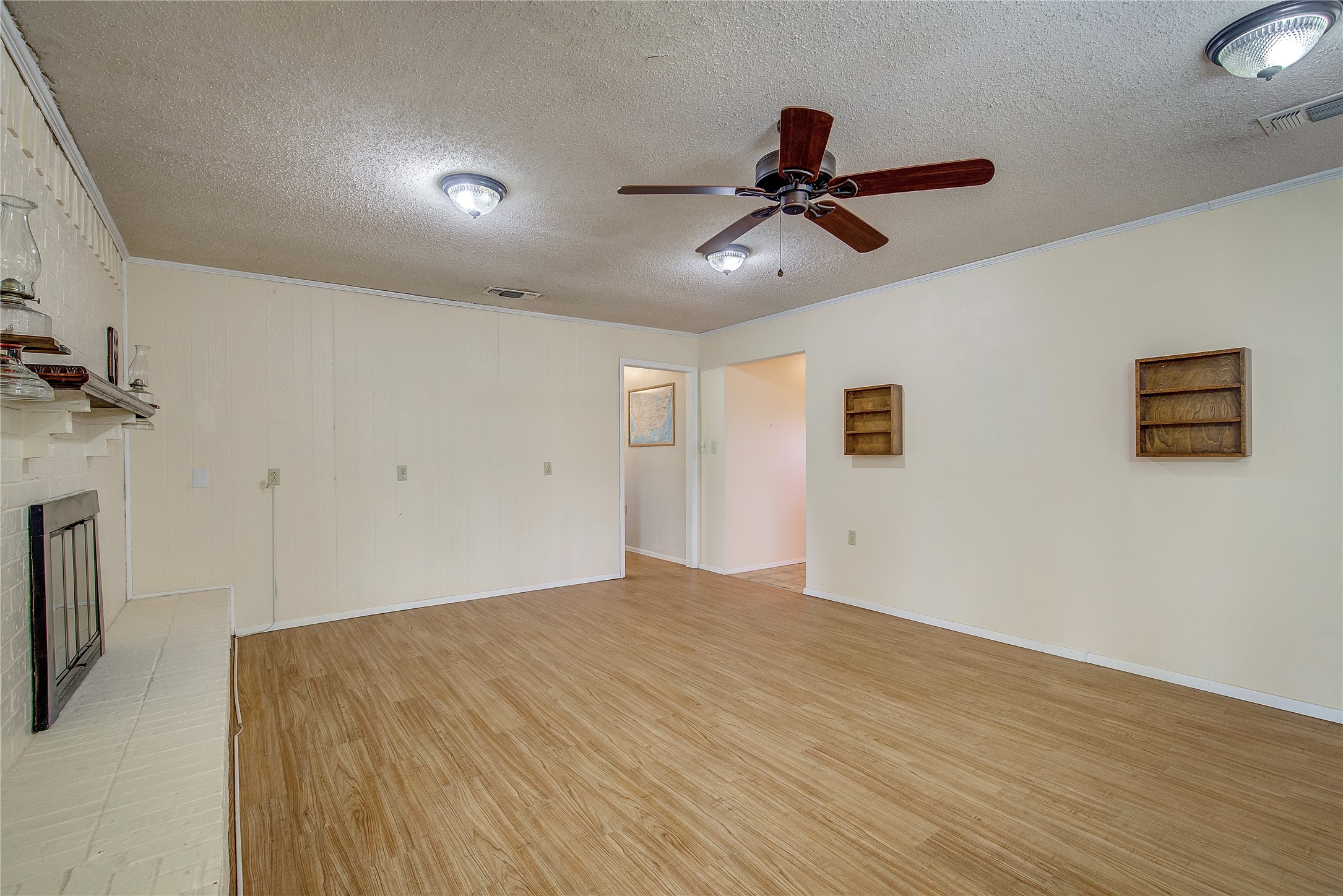 1755 County Road 4200 Greenville TX 75401