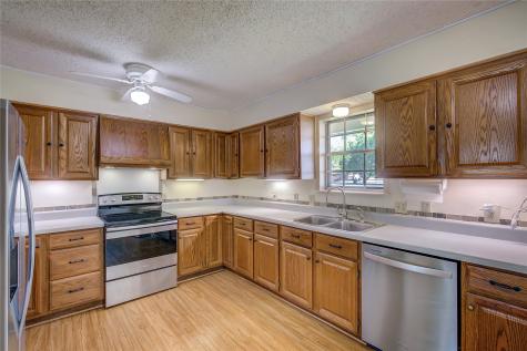 1755 County Road 4200 Greenville TX 75401