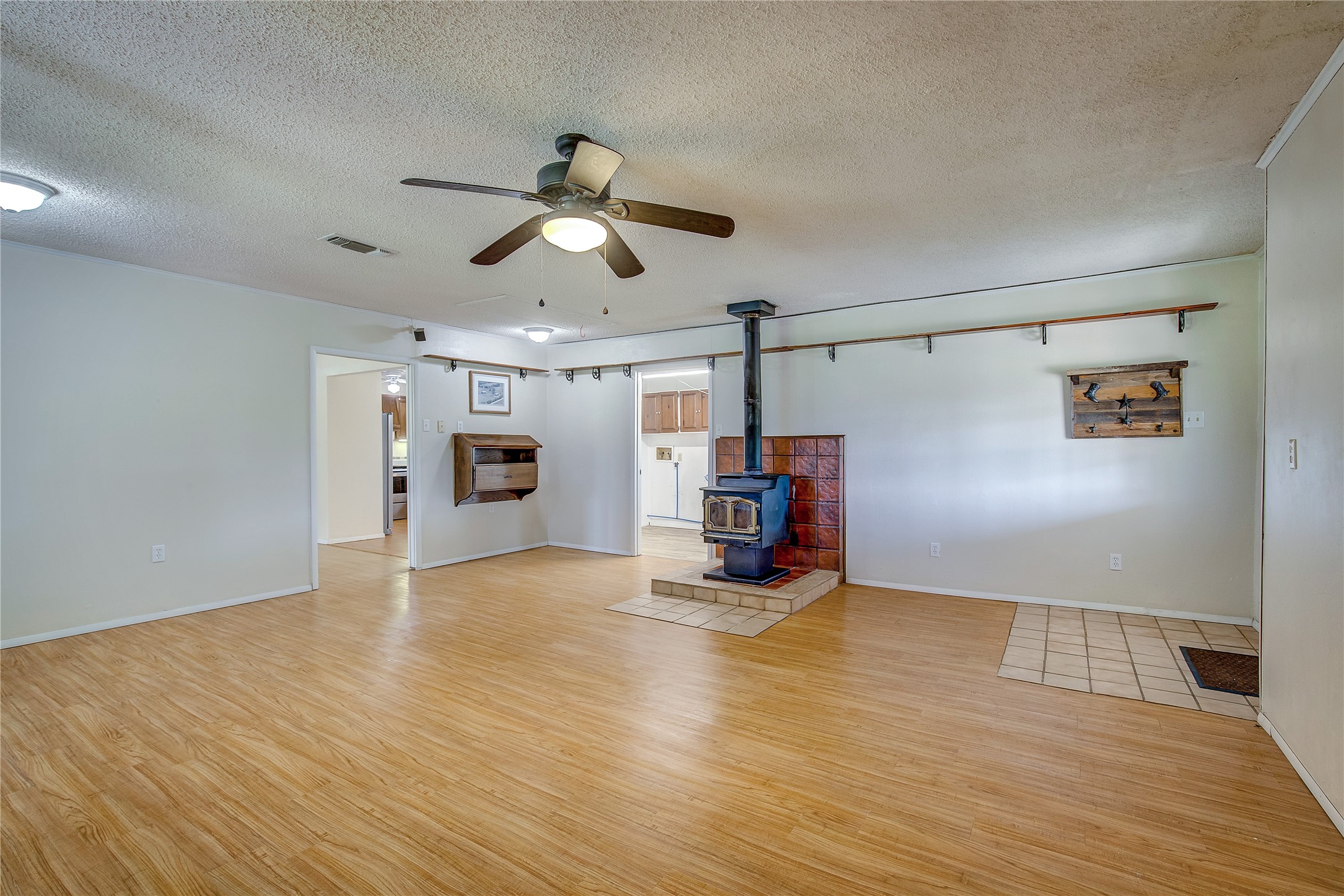 1755 County Road 4200 Greenville TX 75401