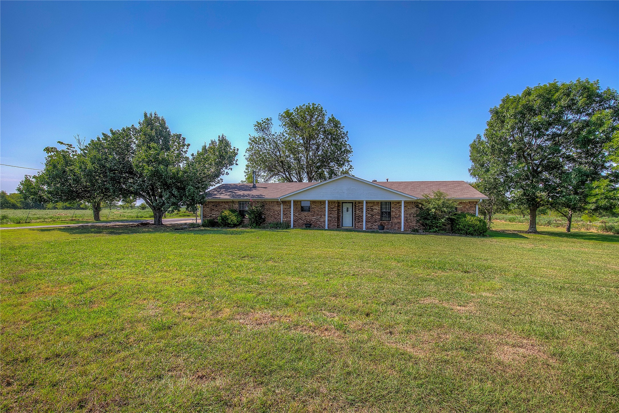 1755 County Road 4200 Greenville TX 75401