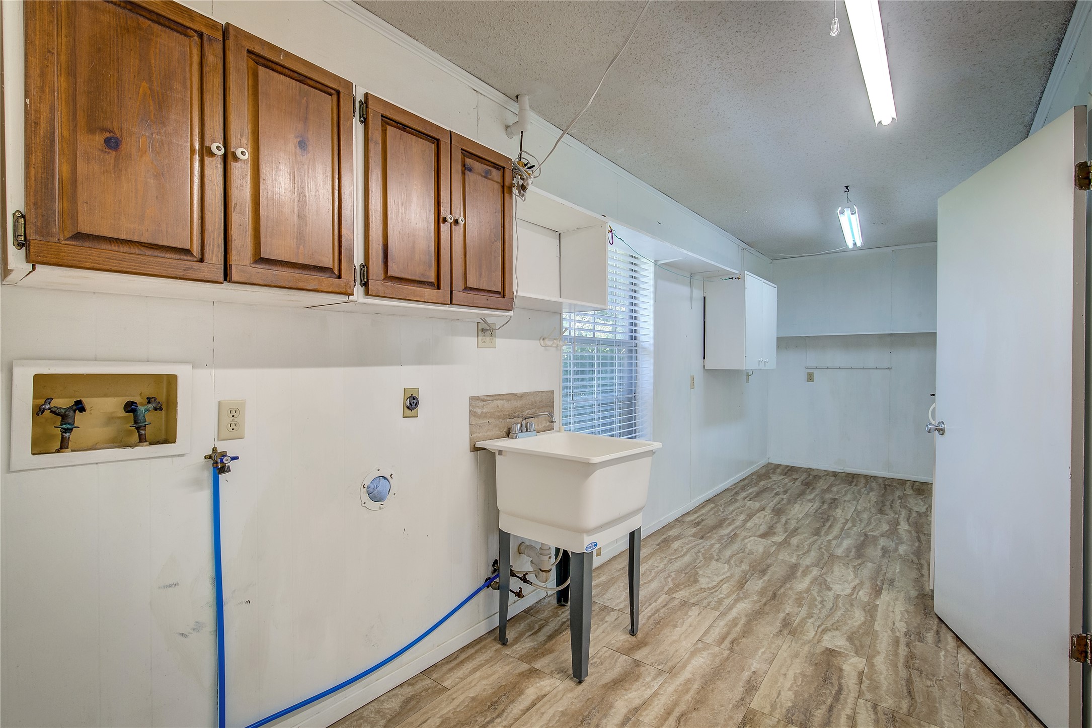 1755 County Road 4200 Greenville TX 75401
