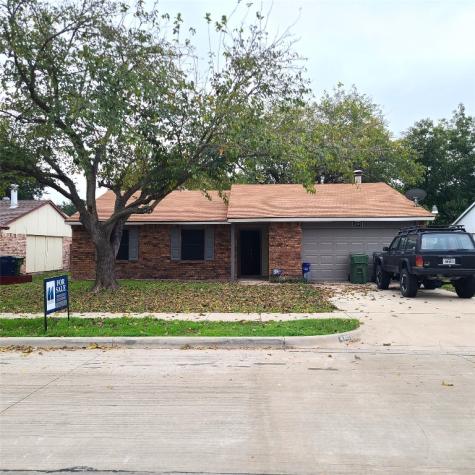 4302 Martindale Drive Garland TX 75043