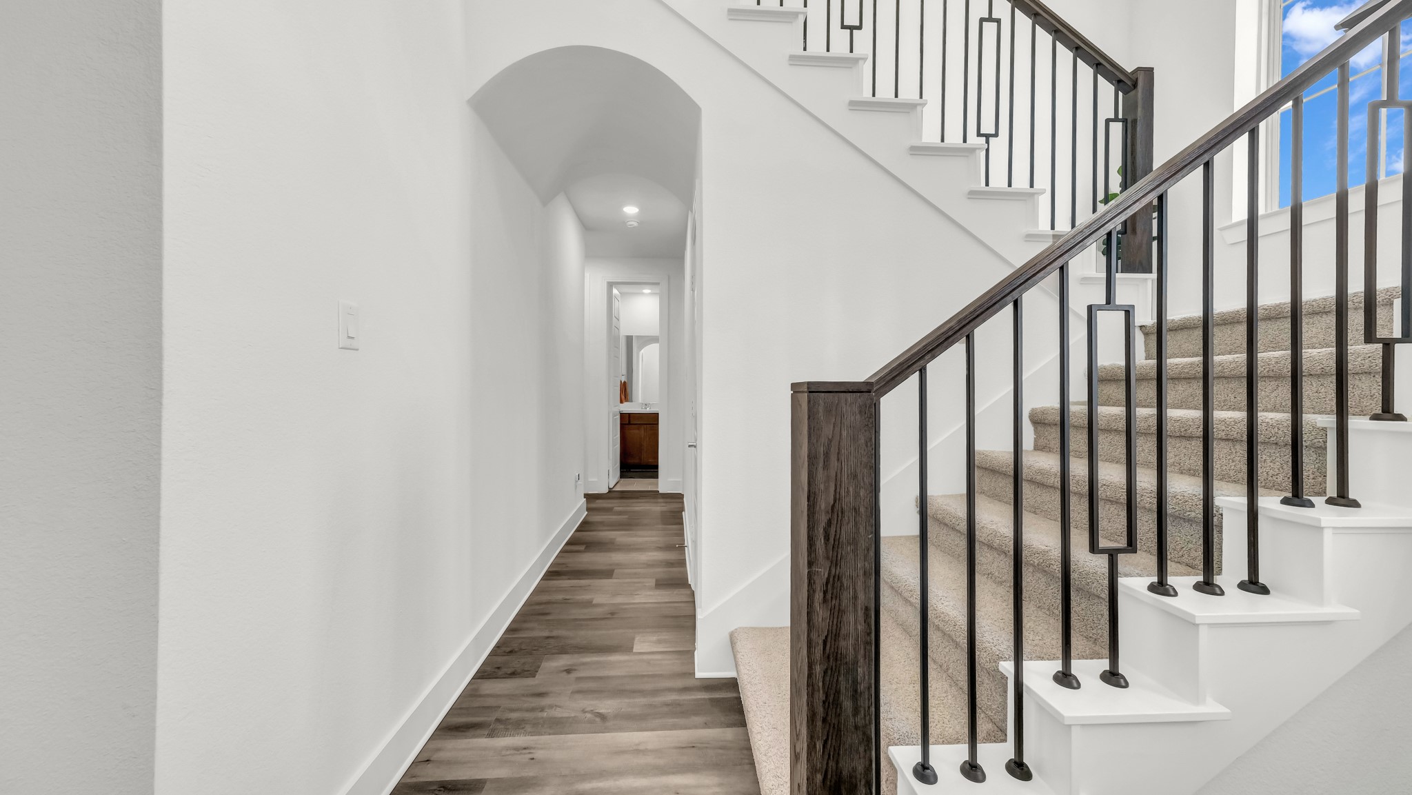 913 Gilbreath Avenue Crowley TX 76036