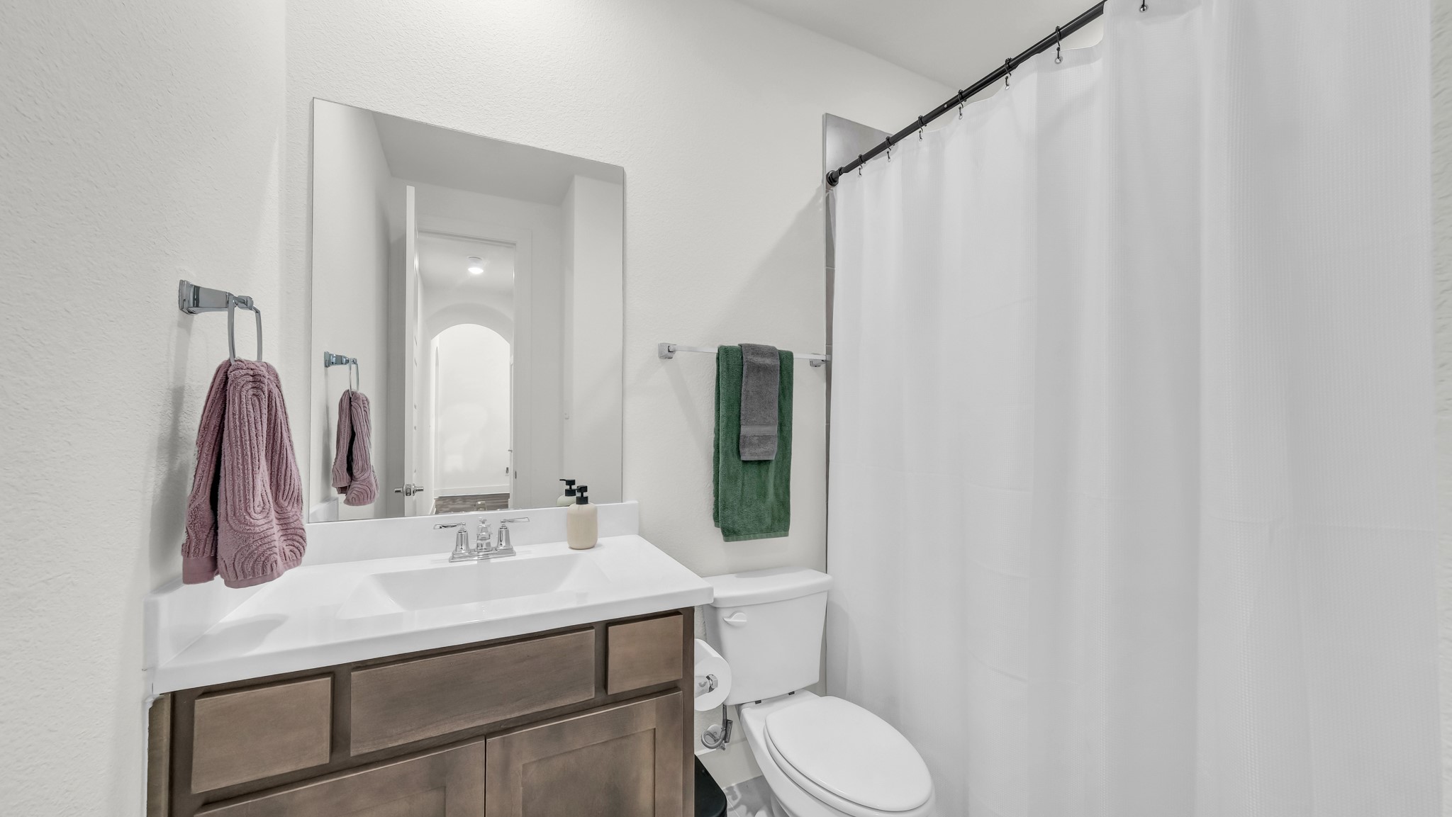 913 Gilbreath Avenue Crowley TX 76036