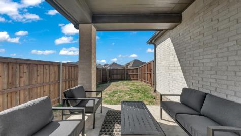 913 Gilbreath Avenue Crowley TX 76036